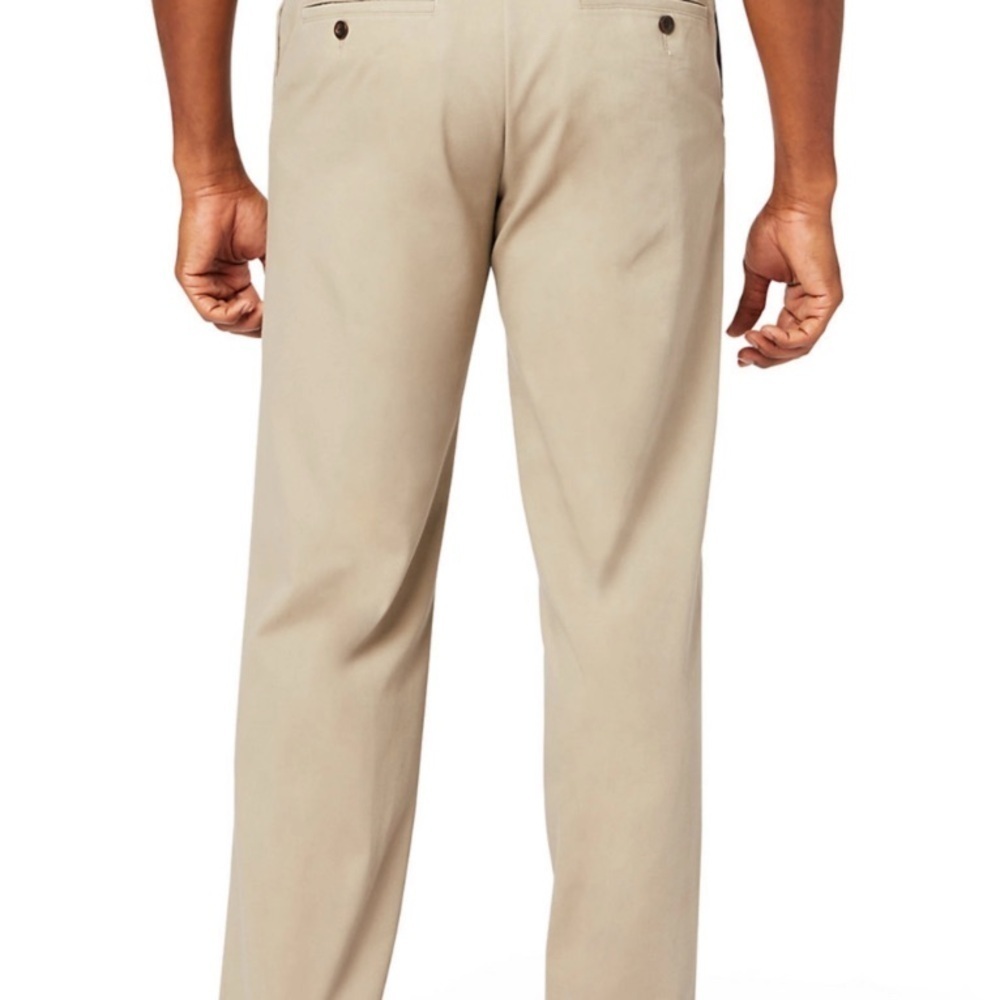 Men's Dockers® Comfort Stretch Relaxed-Fit Pants 40x32 - Picture 2 of 5